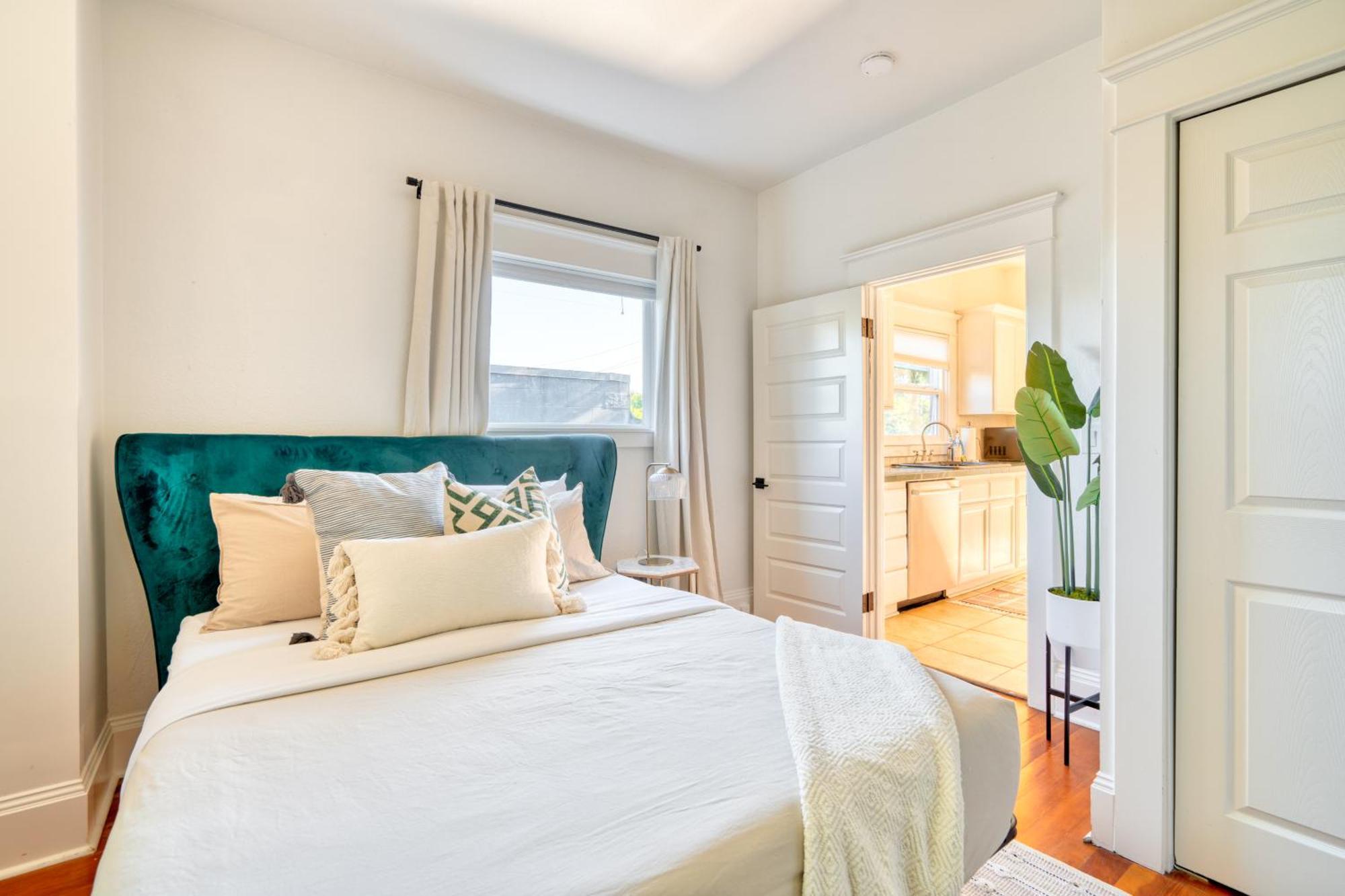 Holiday home Collection - Cute & Charming 91 Walkscore
