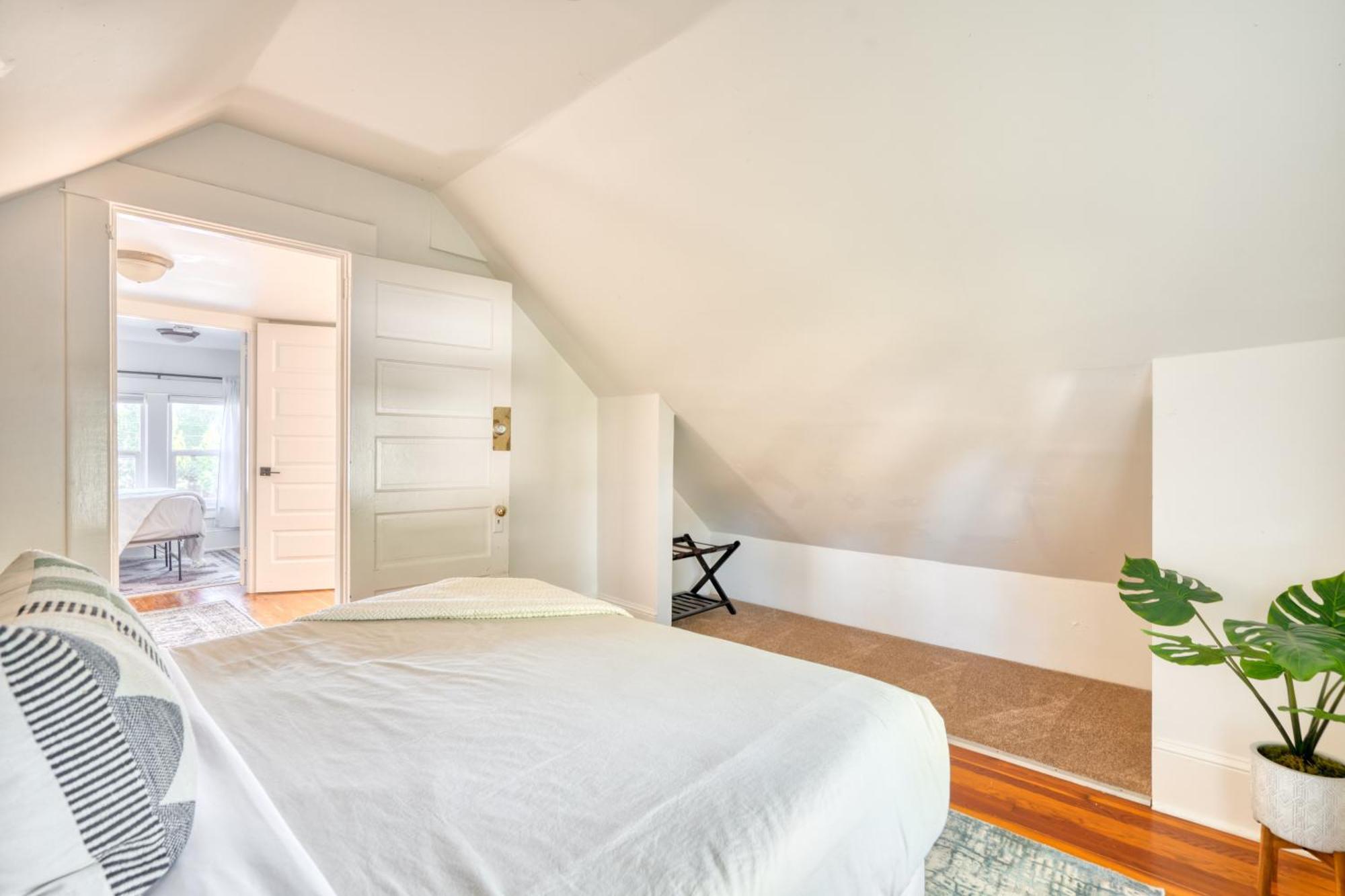 Collection - Cute & Charming 91 Walkscore Holiday home Portland