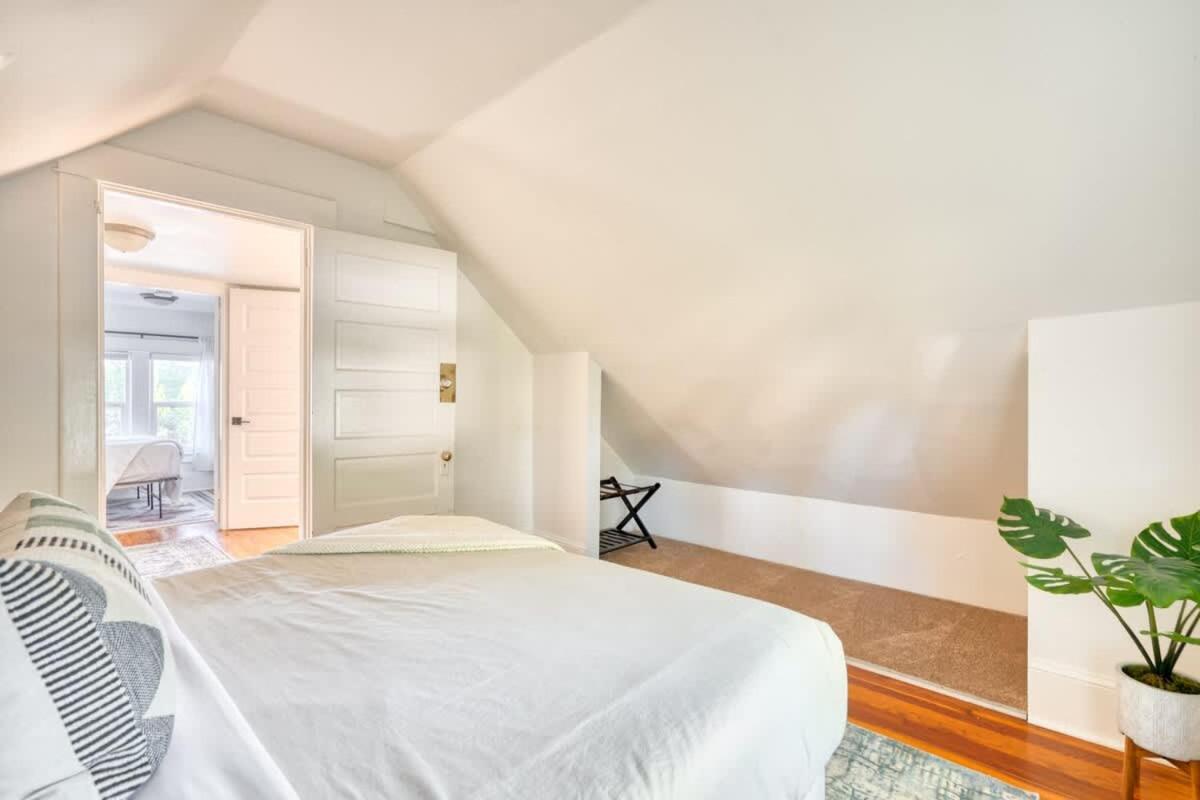 Collection - Cute & Charming 91 Walkscore Holiday home Portland